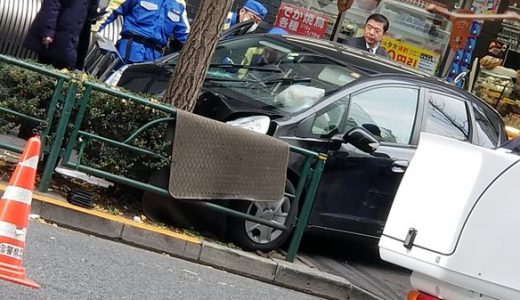 新宿乗用車暴走【動画あり】犯人の名前は?車種は何?事故の理由は何故?